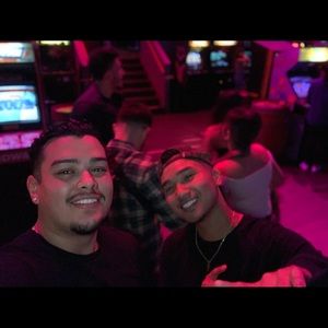 Meet your Posher, Christian